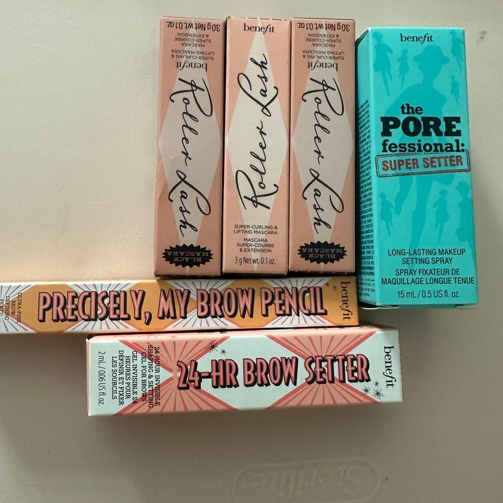Benefit Cosmetics Makeup Set